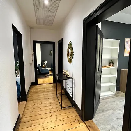 Le 84-appartement 5 Min De Strasbourg Centre-8 Personnes- Kids Friendly, Jeux, Arcade, Flechettes